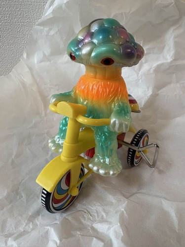 Matango tricycle night - m1,